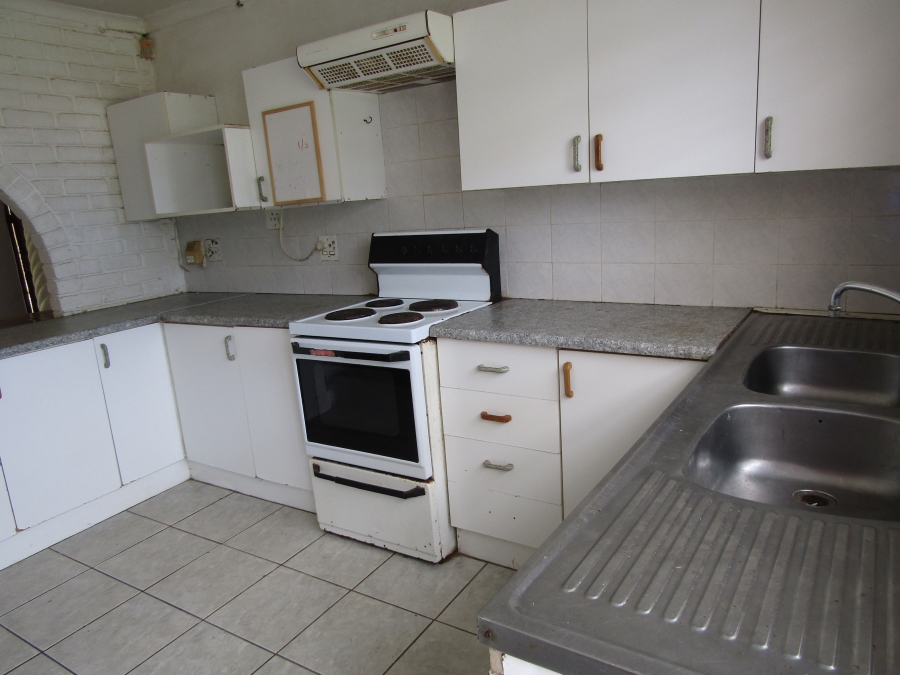 4 Bedroom Property for Sale in Panorama Eastern Cape